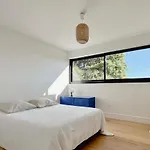 Βίλα Quiet Villa, Sea And Mountain!