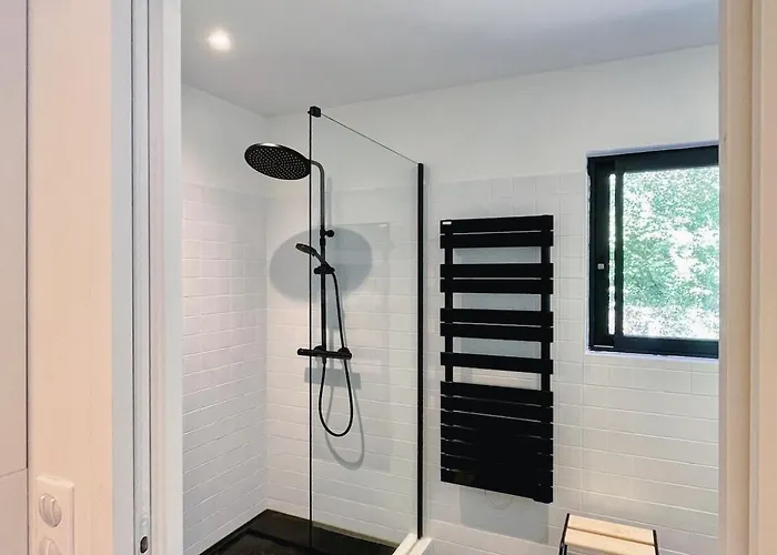 Quiet Villa, Sea And Mountain! ヴィラ