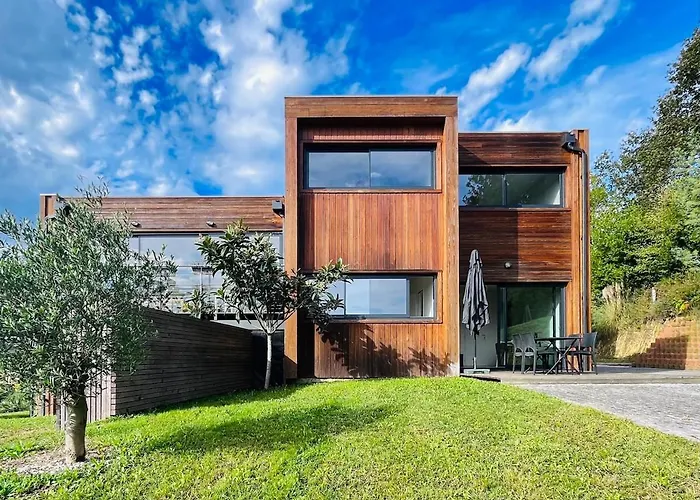 Quiet Villa, Sea And Mountain! ヴィラ